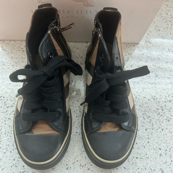 Boys Burberry Sneakers, Pre-loved with Original Box & Dustbag - Picture 1 of 7